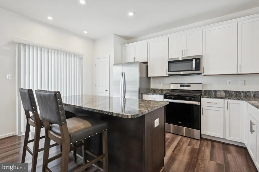 7812 WOLF RUN LANE Severn, MD 21144
