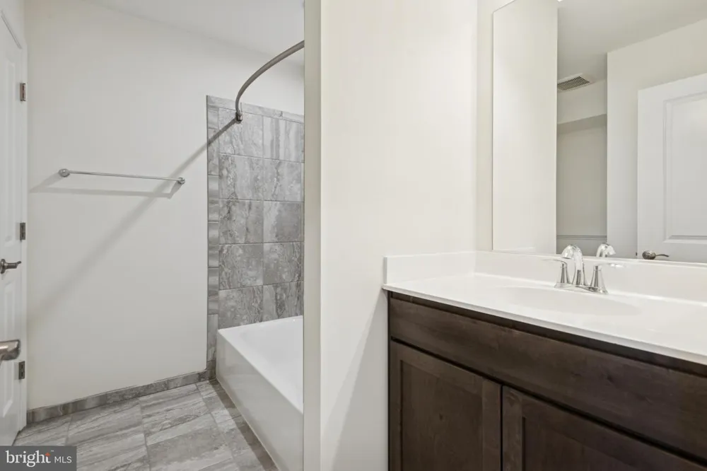 7812 WOLF RUN LANE Severn, MD 21144
