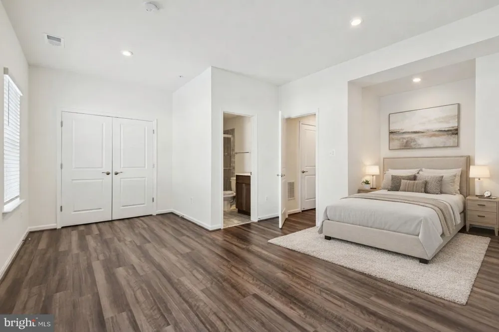 7812 WOLF RUN LANE Severn, MD 21144