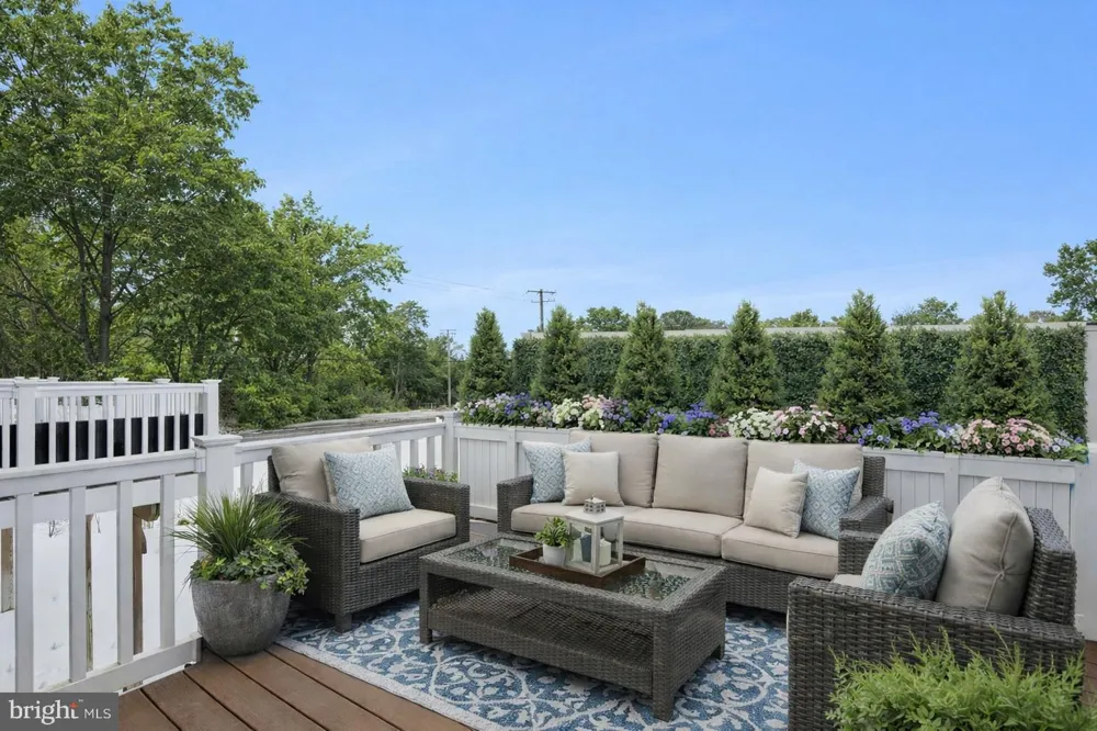 7812 WOLF RUN LANE Severn, MD 21144