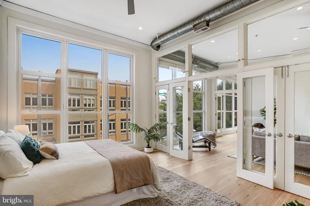 2380 CHAMPLAIN STREET NW #306 Washington, DC 20009
