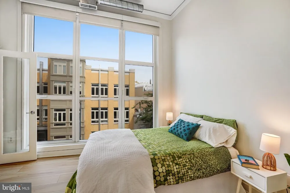 2380 CHAMPLAIN STREET NW #306 Washington, DC 20009