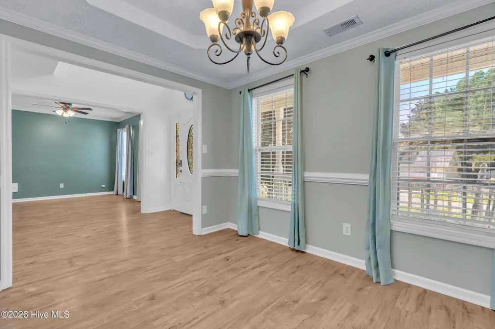 305 E Regent Court Jacksonville, NC 28546