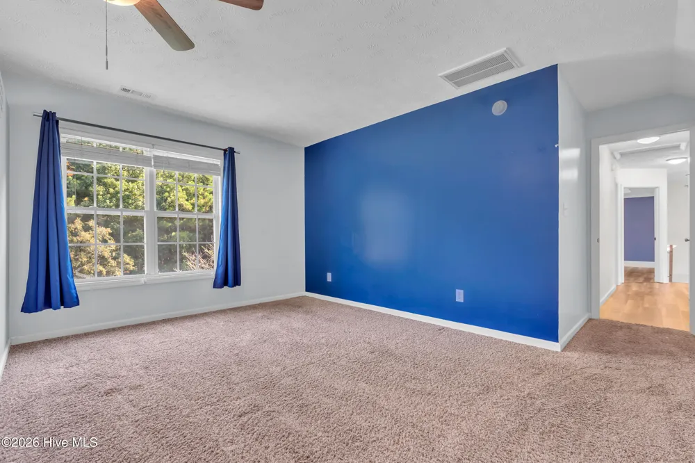 305 E Regent Court Jacksonville, NC 28546