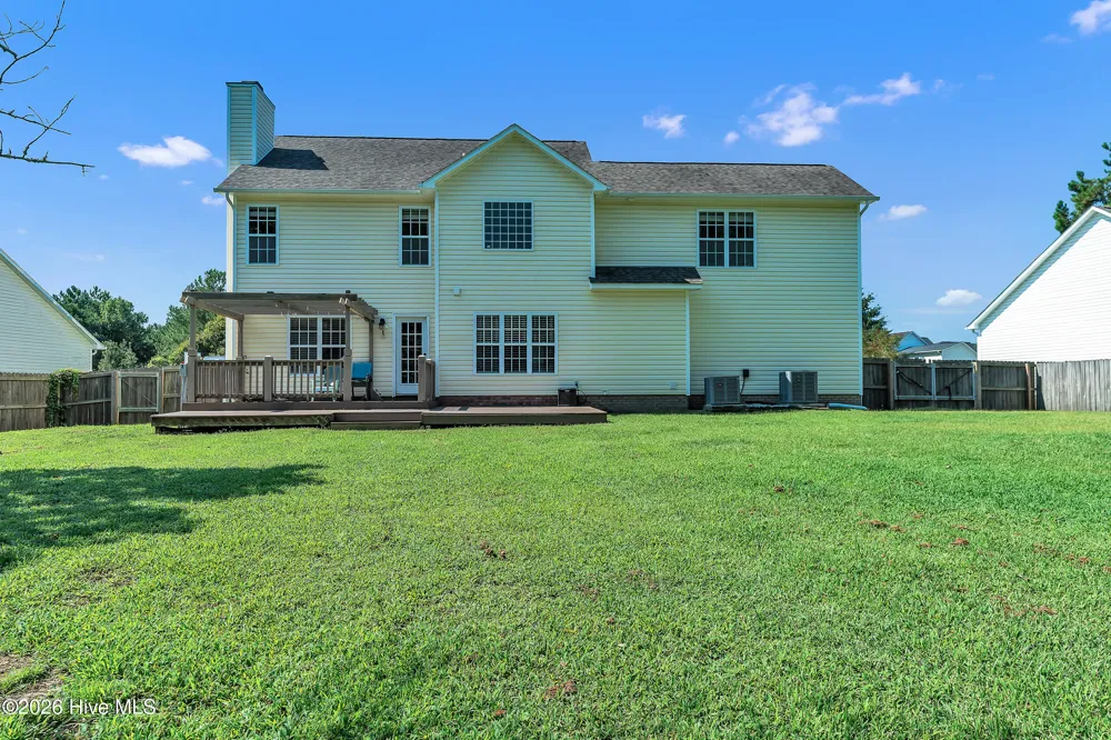305 E Regent Court Jacksonville, NC 28546