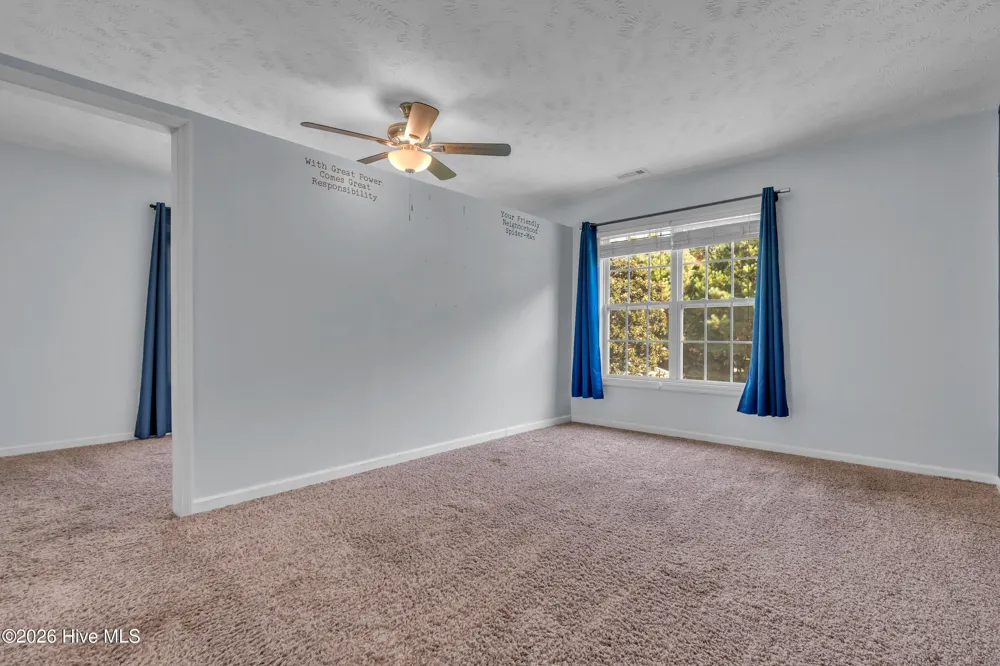305 E Regent Court Jacksonville, NC 28546
