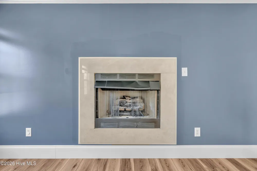 305 E Regent Court Jacksonville, NC 28546