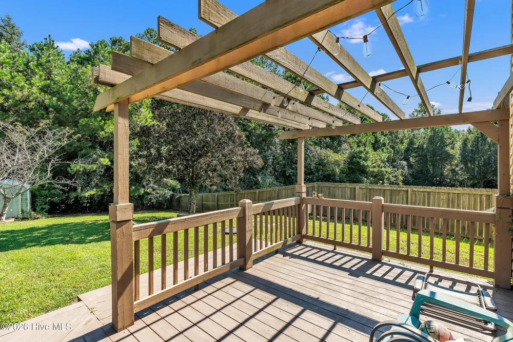 305 E Regent Court Jacksonville, NC 28546