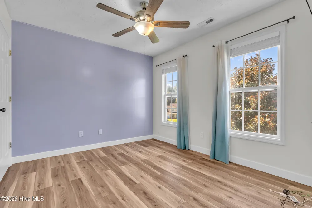 305 E Regent Court Jacksonville, NC 28546