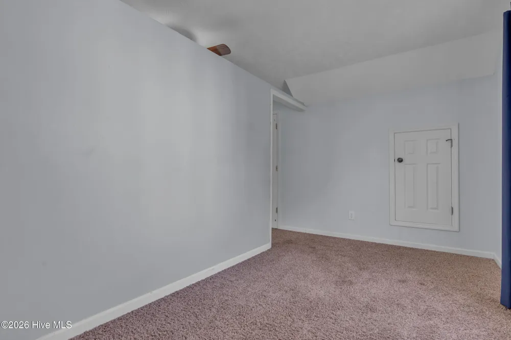305 E Regent Court Jacksonville, NC 28546