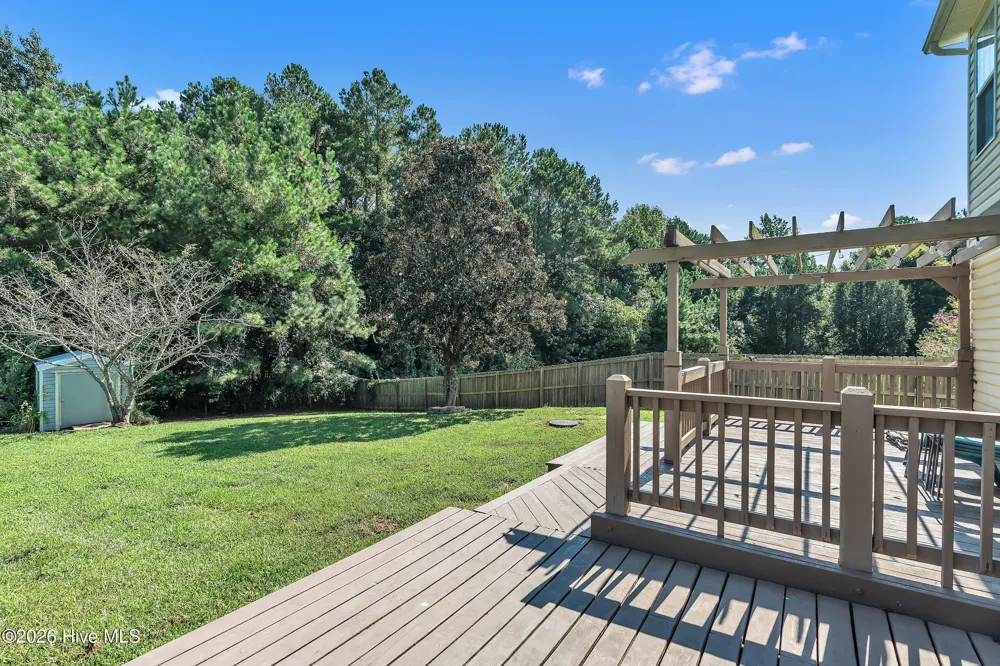 305 E Regent Court Jacksonville, NC 28546