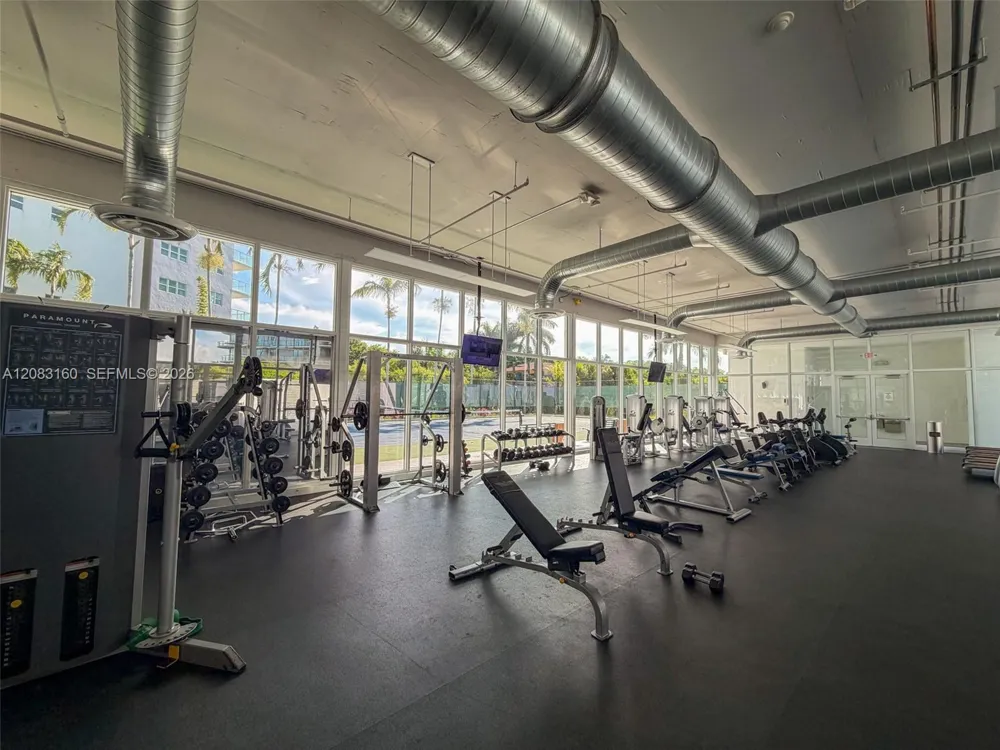15051 Royal Oaks Ln #1104 North Miami, FL 33181