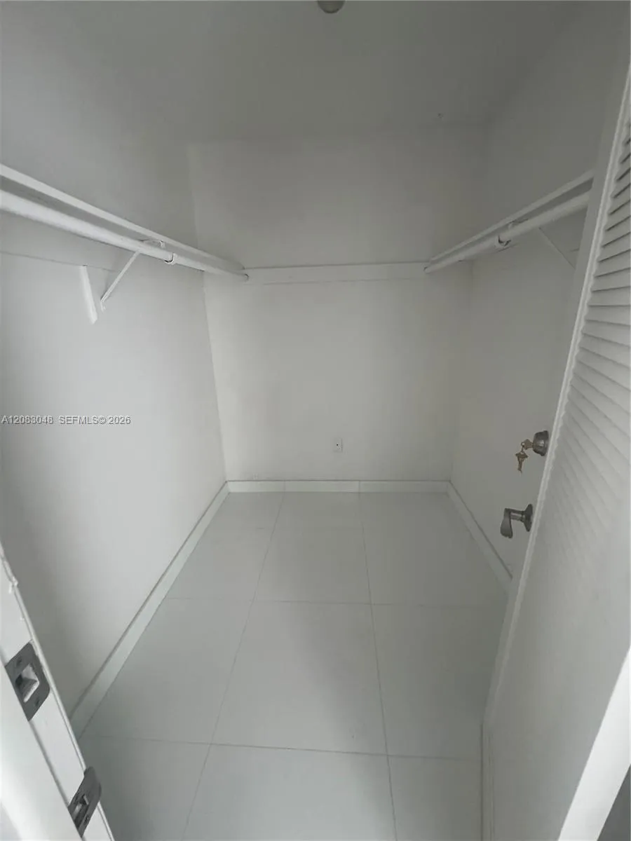 625 Biltmore Way #1103 Coral Gables, FL 33134