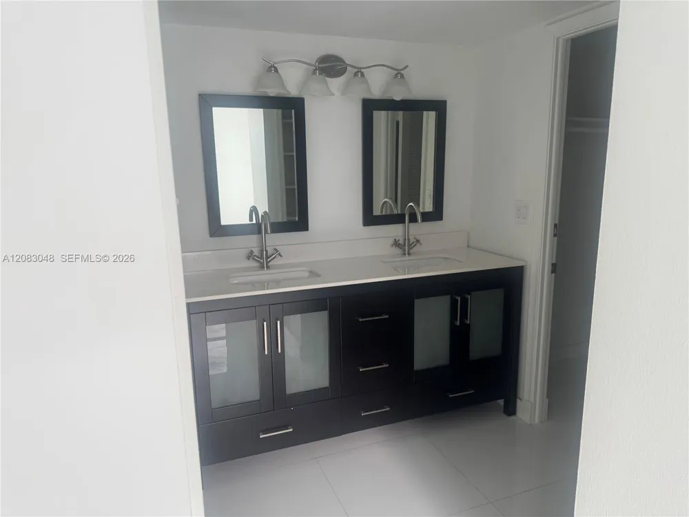 625 Biltmore Way #1103 Coral Gables, FL 33134