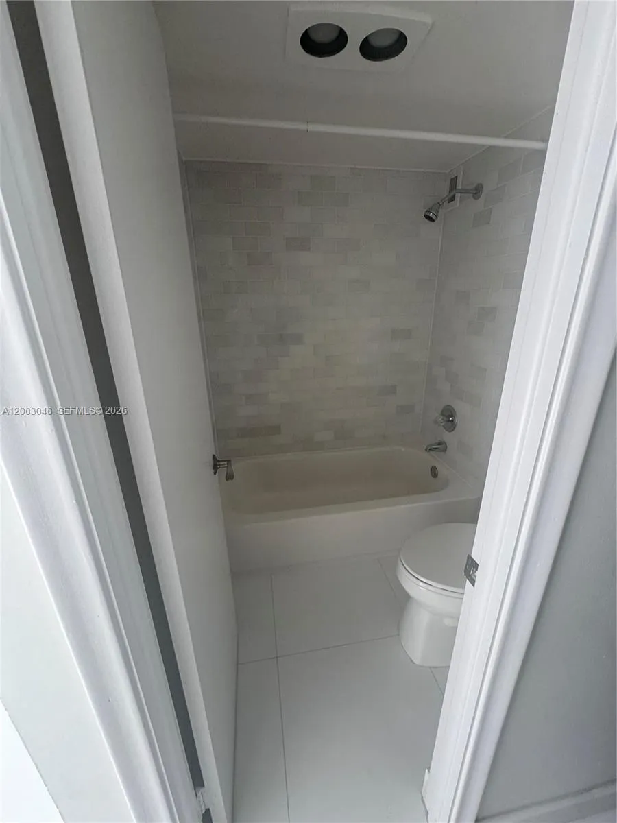 625 Biltmore Way #1103 Coral Gables, FL 33134