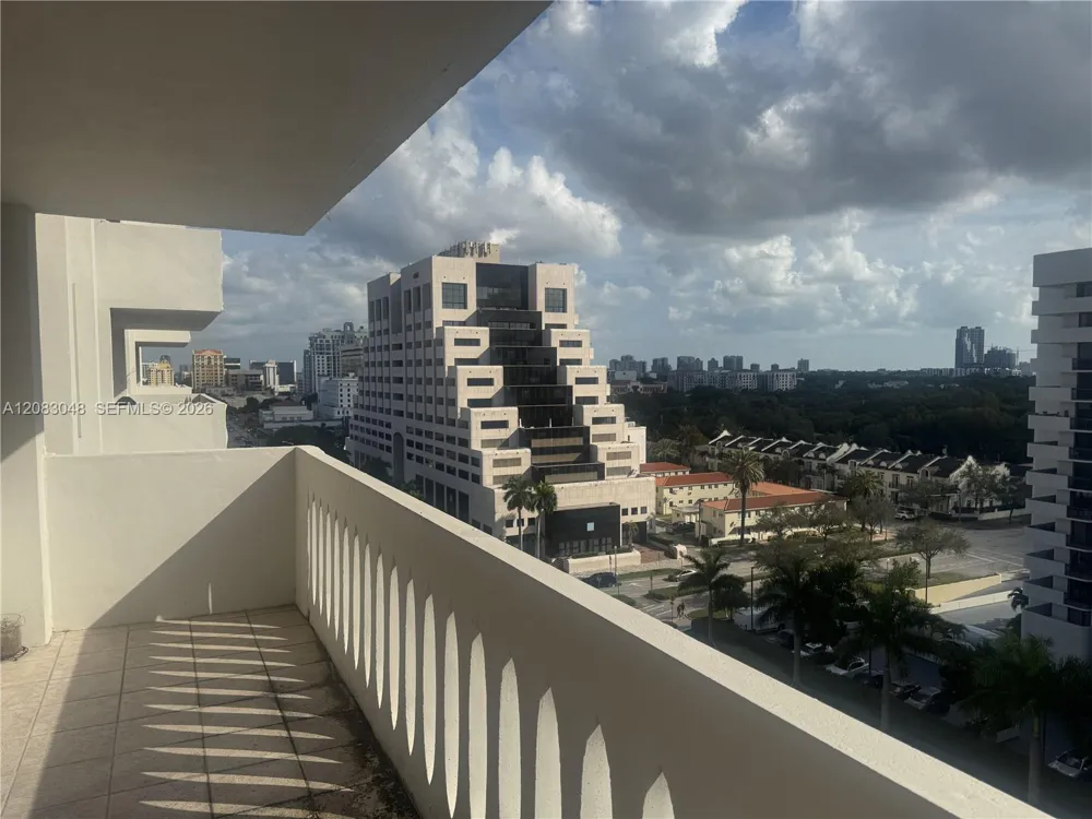 625 Biltmore Way #1103 Coral Gables, FL 33134