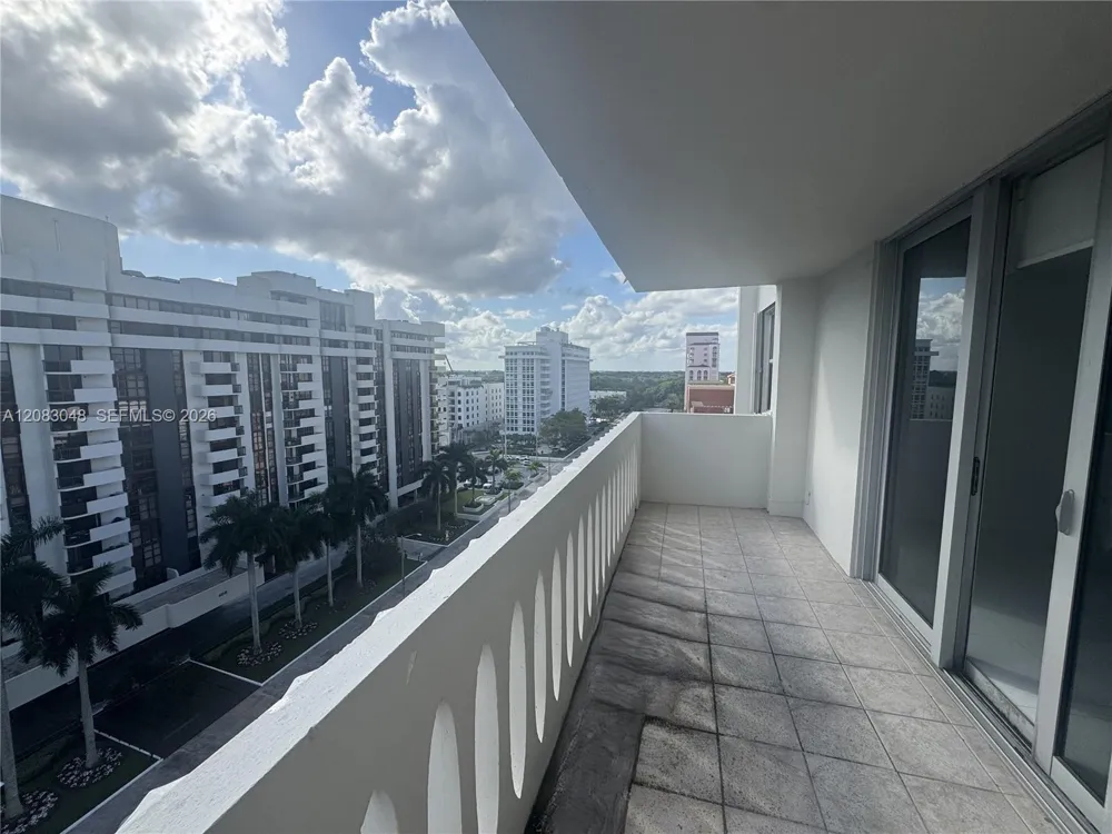 625 Biltmore Way #1103 Coral Gables, FL 33134