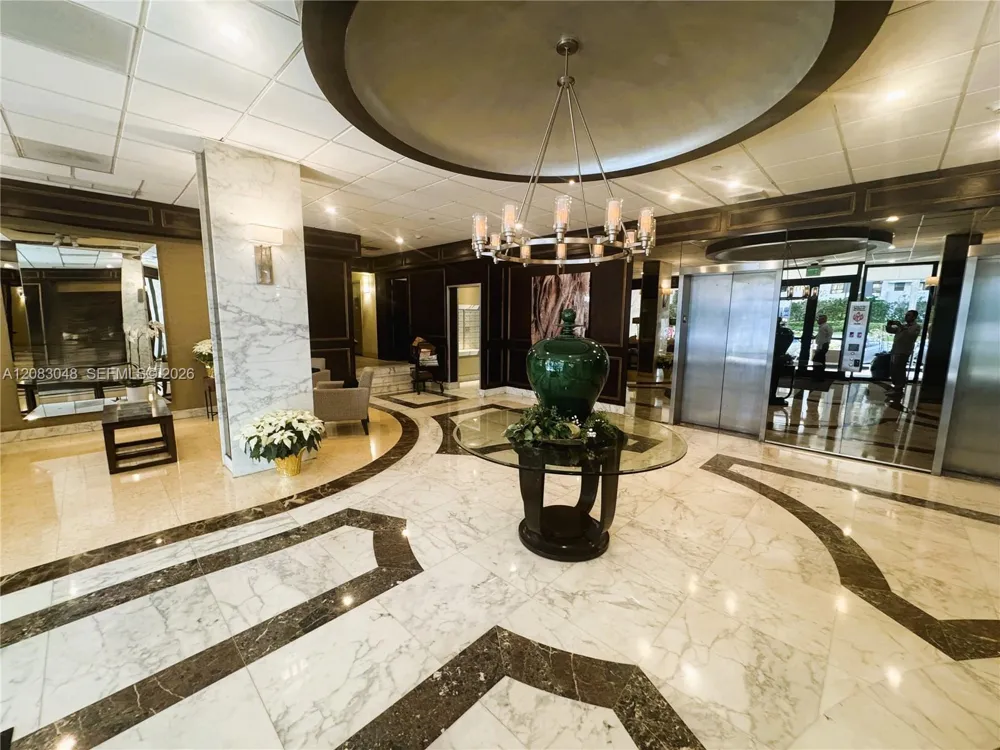 625 Biltmore Way #1103 Coral Gables, FL 33134