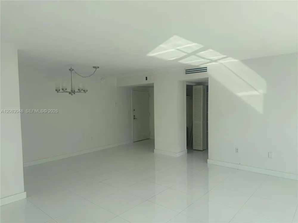 625 Biltmore Way #1103 Coral Gables, FL 33134