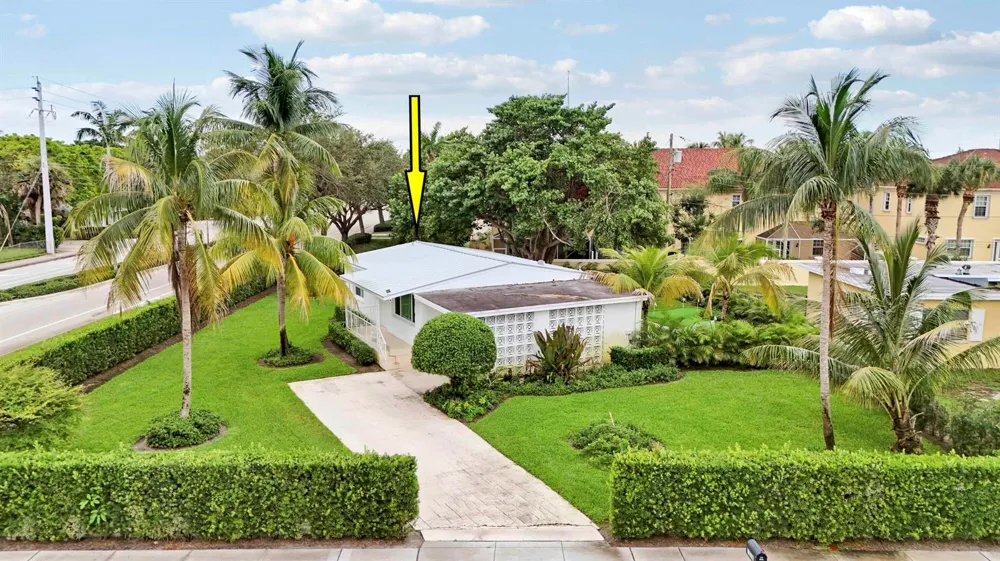2516 Lorraine Court North Palm Beach, FL 33403