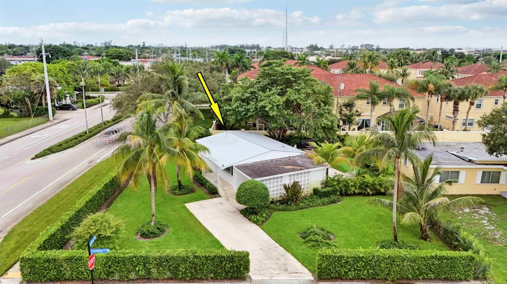 2516 Lorraine Court North Palm Beach, FL 33403