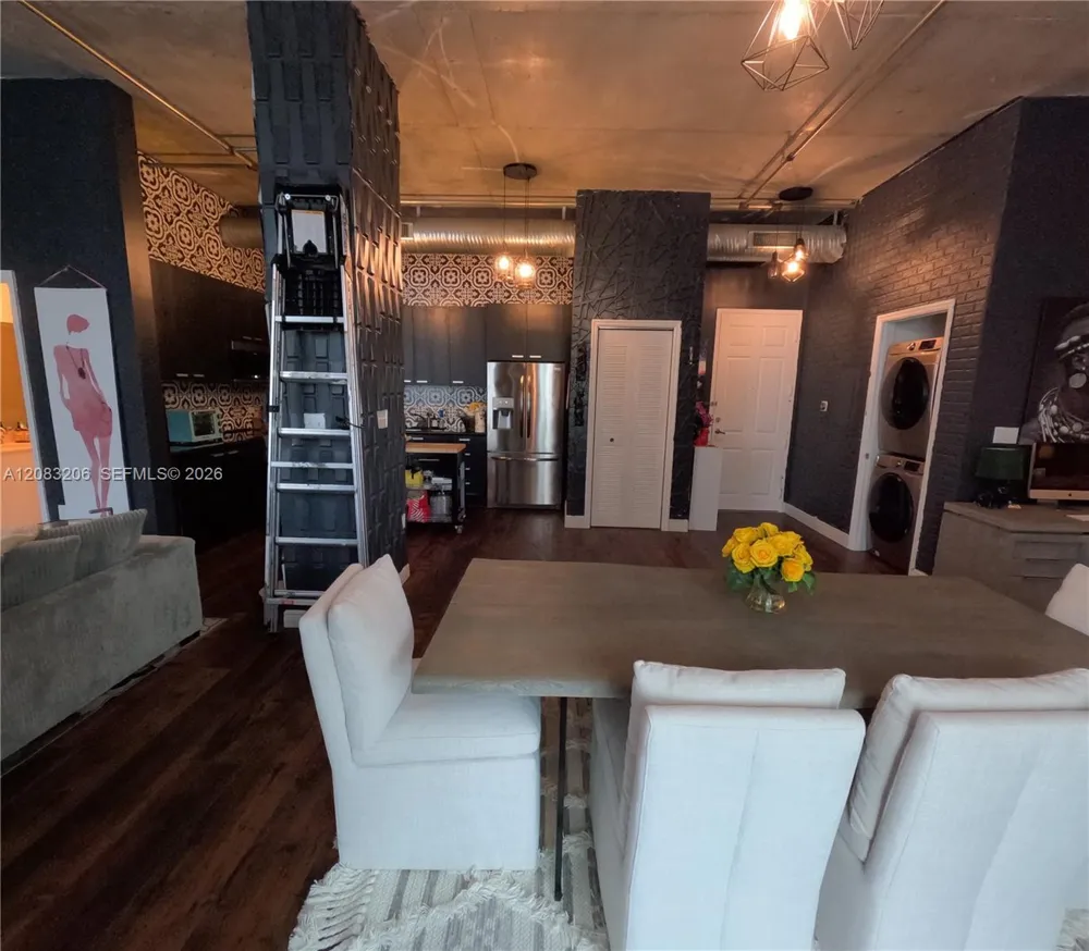 2100 Van Buren St #222 Hollywood, FL 33020
