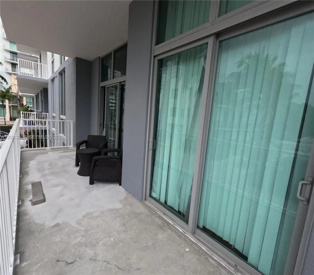 2100 Van Buren St #222 Hollywood, FL 33020