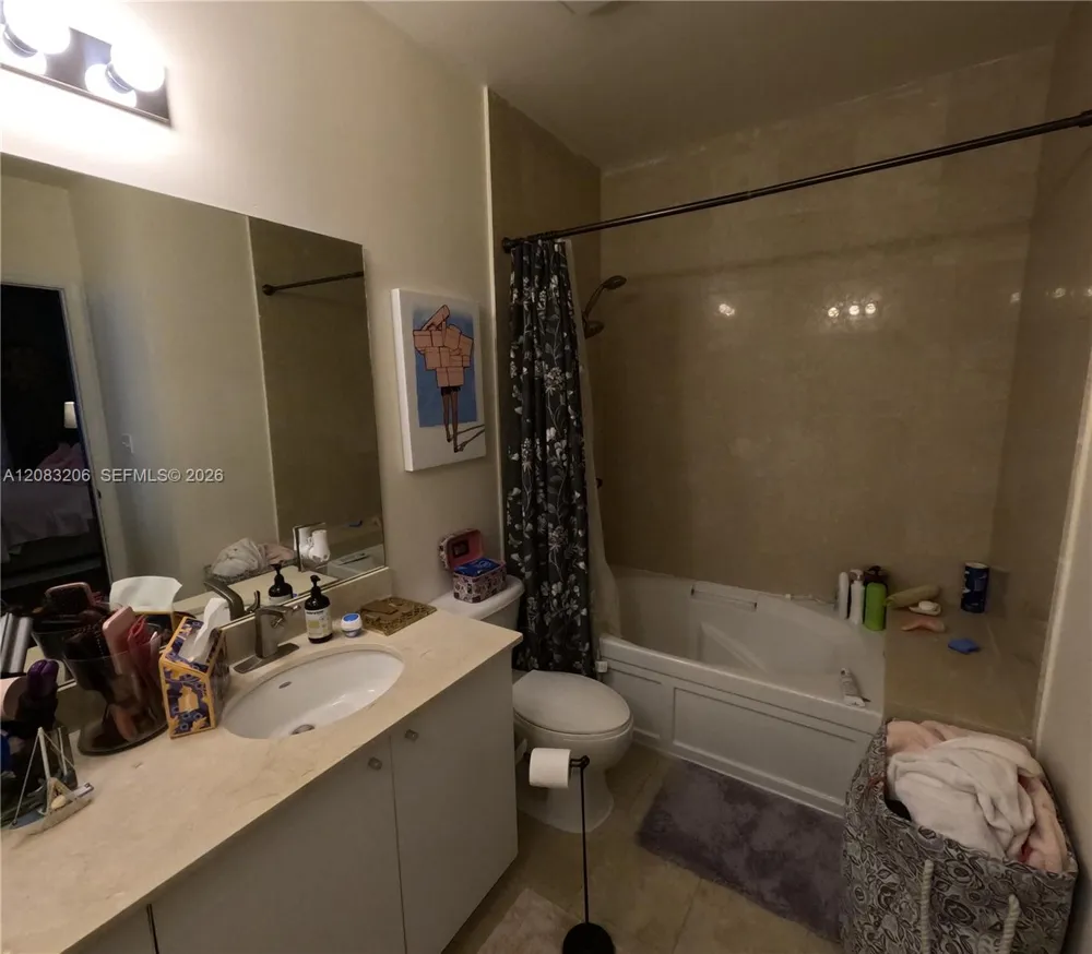 2100 Van Buren St #222 Hollywood, FL 33020