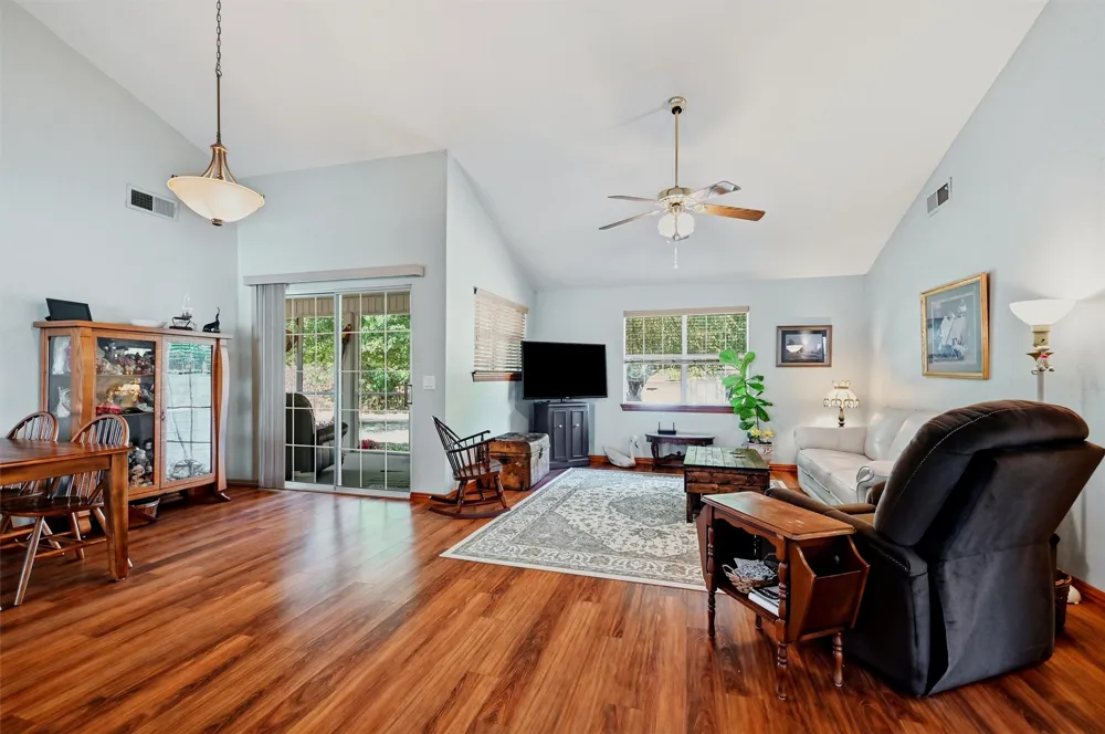 11331 Terrace Oak #A15 Kingston, OK 73439