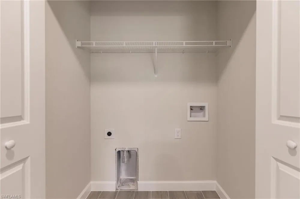 3844 Kittyhawk Drive Fort Myers, FL 33905