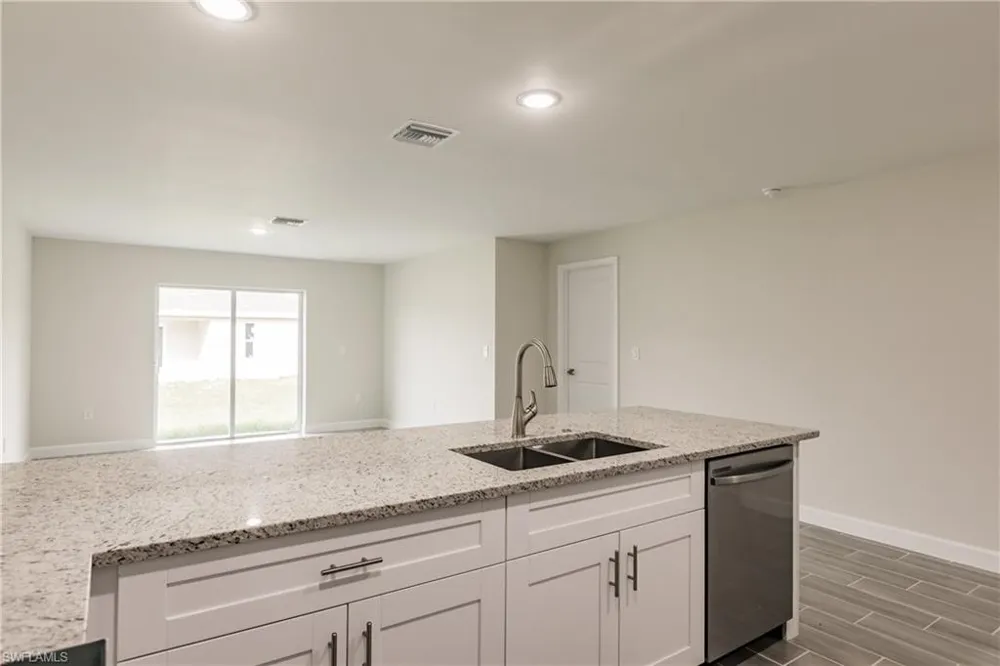 3844 Kittyhawk Drive Fort Myers, FL 33905