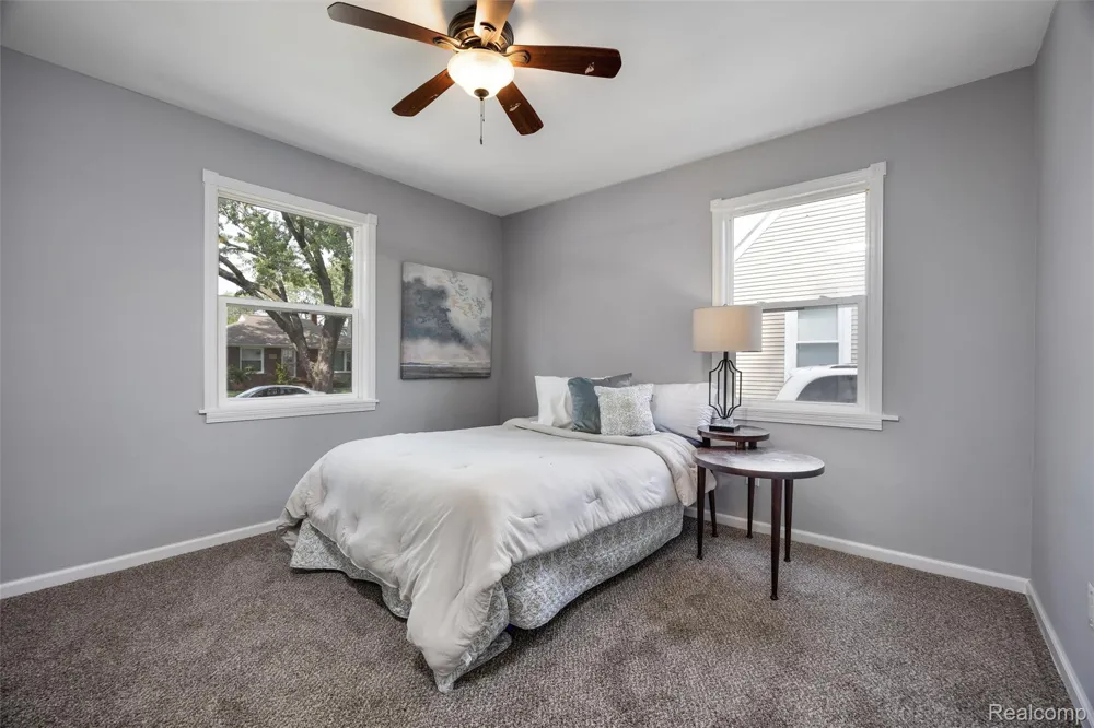 300 Edgeworth Avenue Royal Oak City, MI 48067