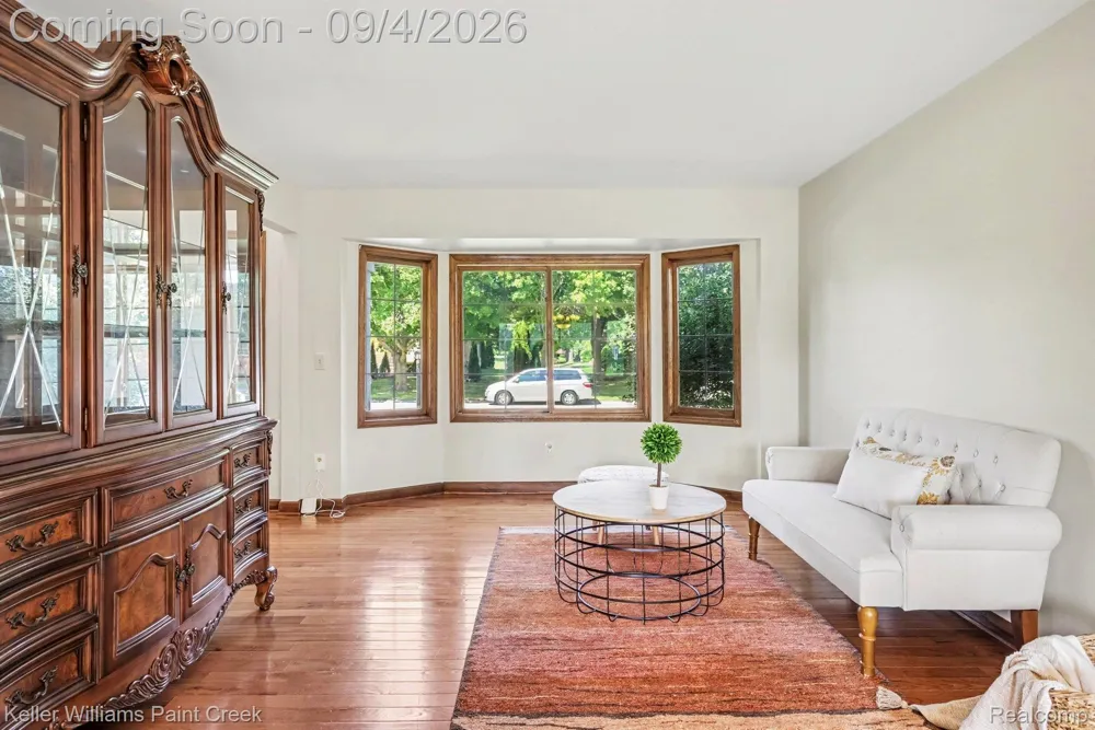 627 Parkland Drive Rochester Hills City, MI 48307
