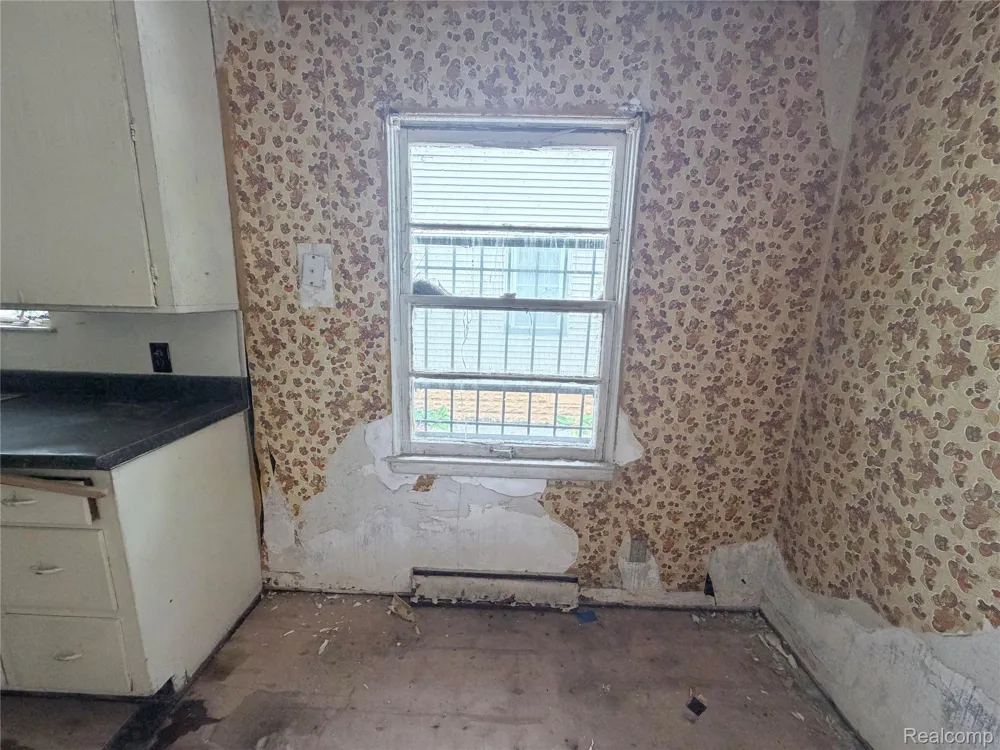 318 E Myrtle Avenue Flint City, MI 48505