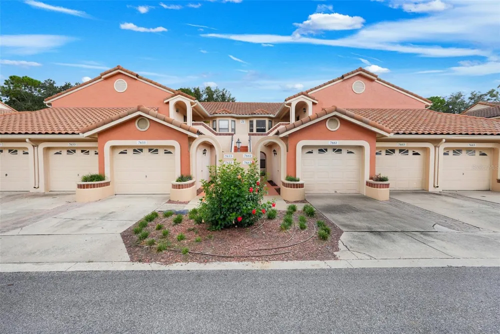 7661 SUGAR BEND DRIVE #7661 Orlando, FL 32819