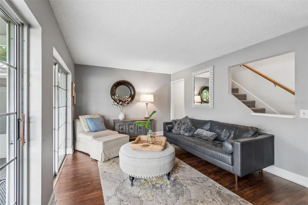 111 S LAUBER WAY #B Tampa, FL 33609