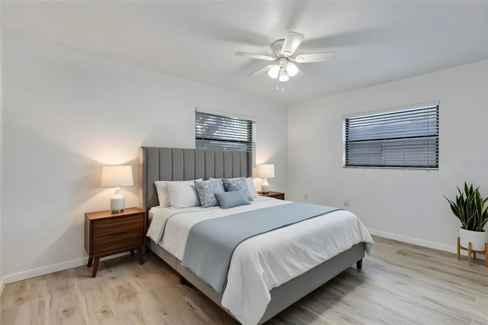 1402 CRYSTAL COURT Tavares, FL 32778