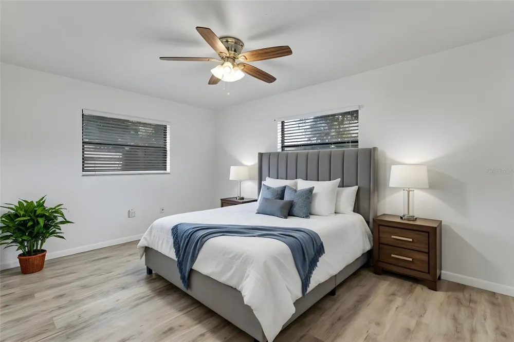 1402 CRYSTAL COURT Tavares, FL 32778