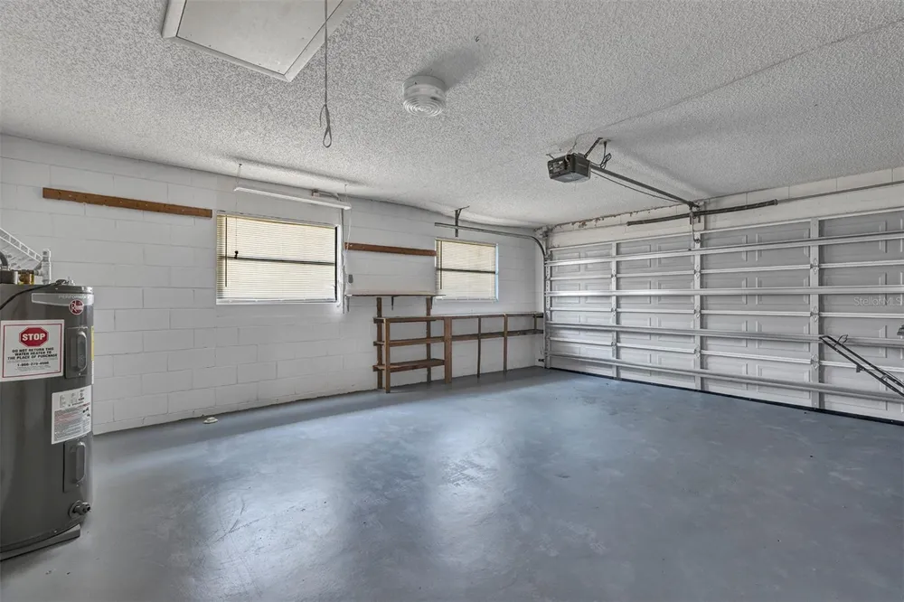 1402 CRYSTAL COURT Tavares, FL 32778