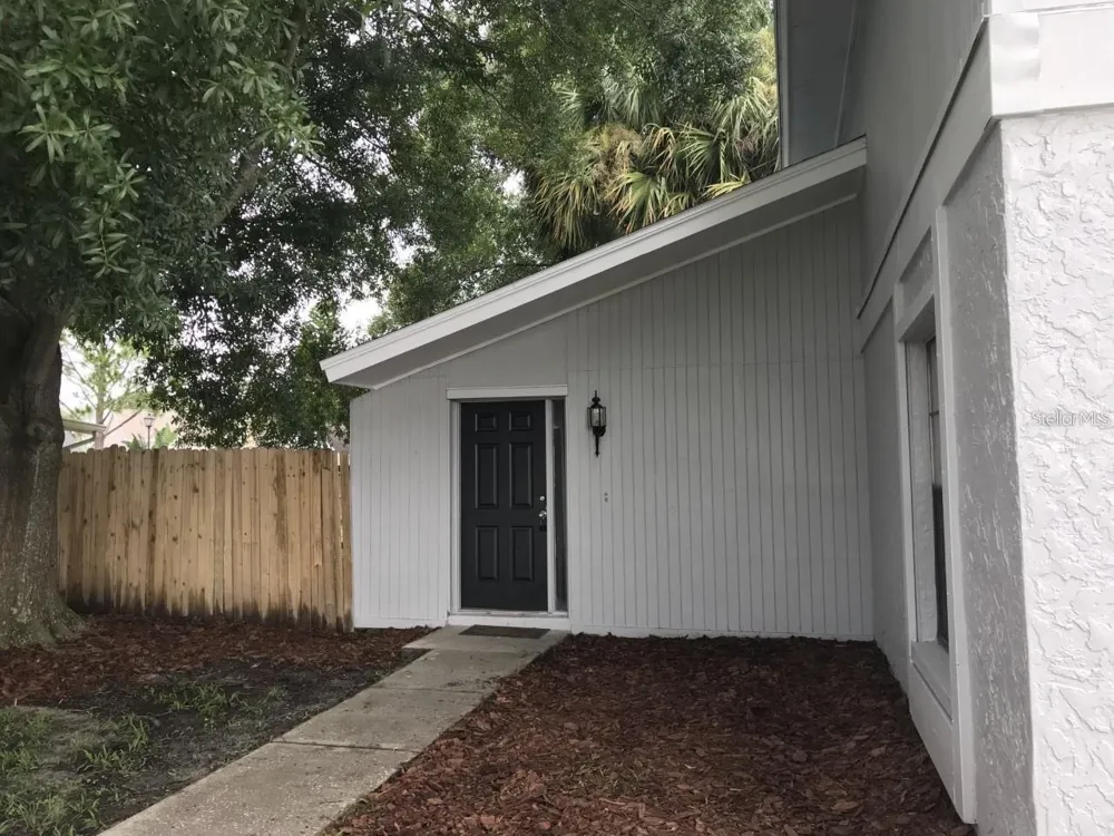 4711 GROVE POINT DRIVE Tampa, FL 33624