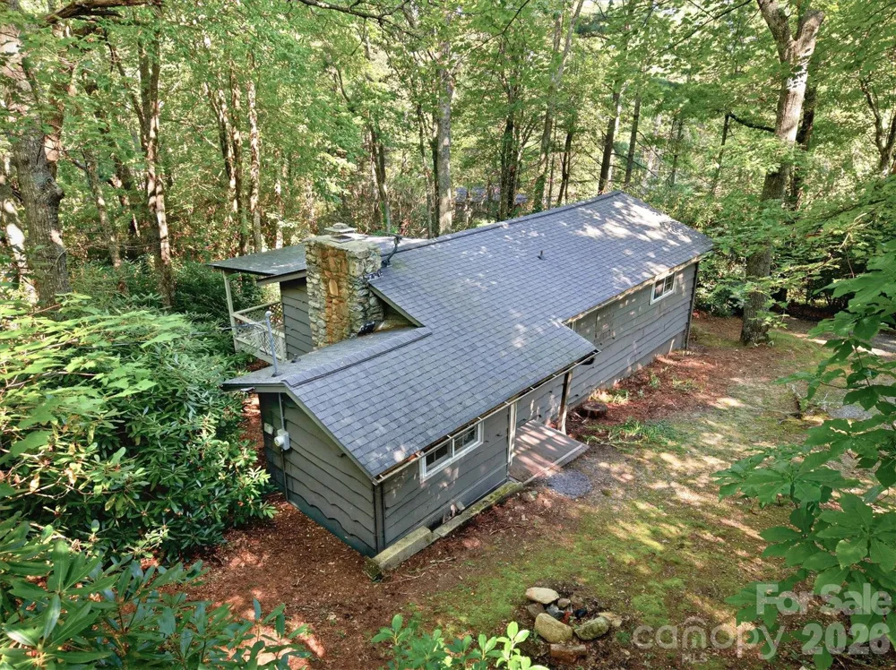 7036 Rhododendron Drive Newland, NC 28657