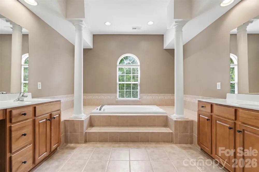 2521 Becket Ridge Road Charlotte, NC 28270