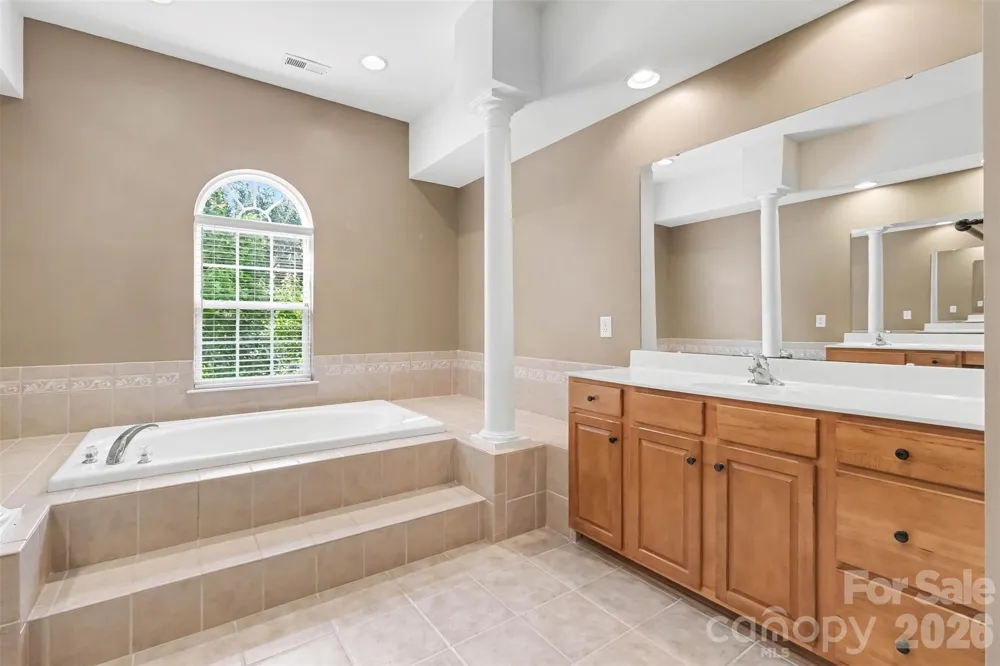 2521 Becket Ridge Road Charlotte, NC 28270