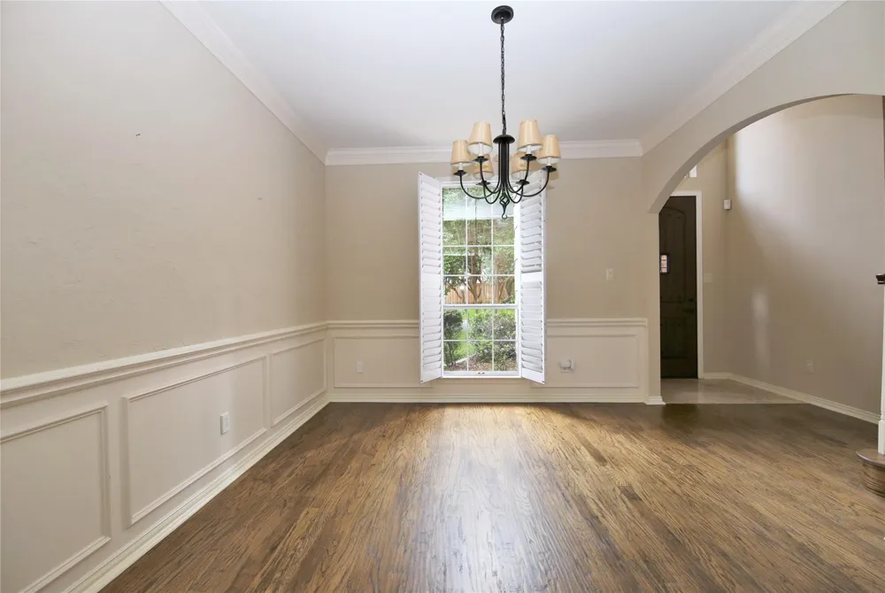 4124 Briarbend Road Dallas, TX 75287