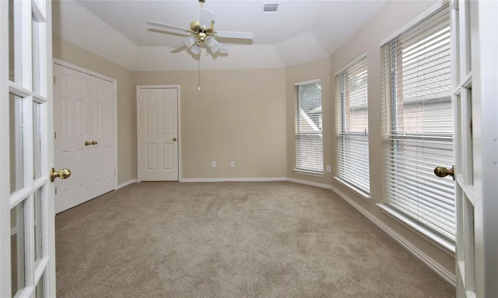 4124 Briarbend Road Dallas, TX 75287