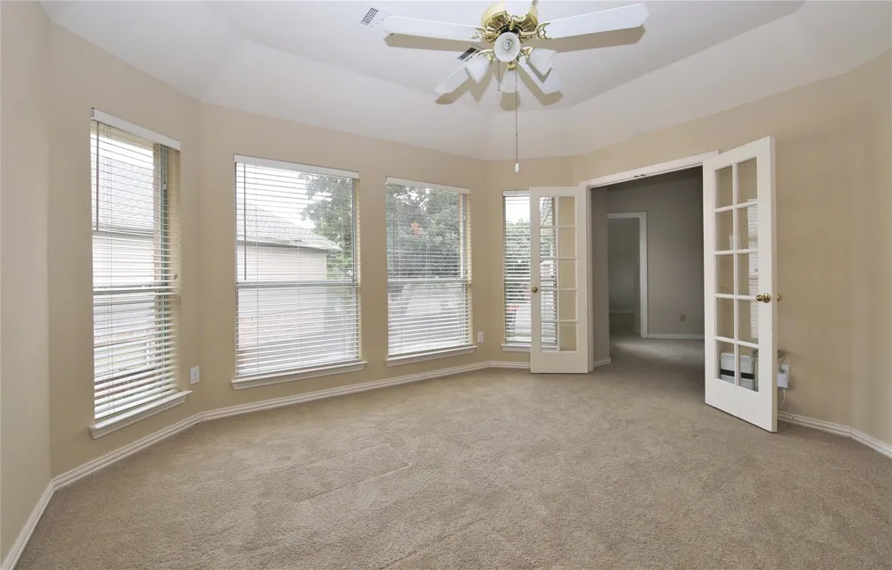4124 Briarbend Road Dallas, TX 75287