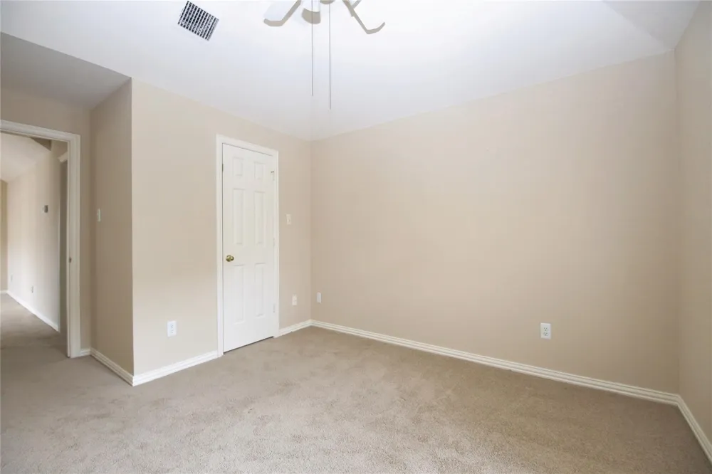 4124 Briarbend Road Dallas, TX 75287