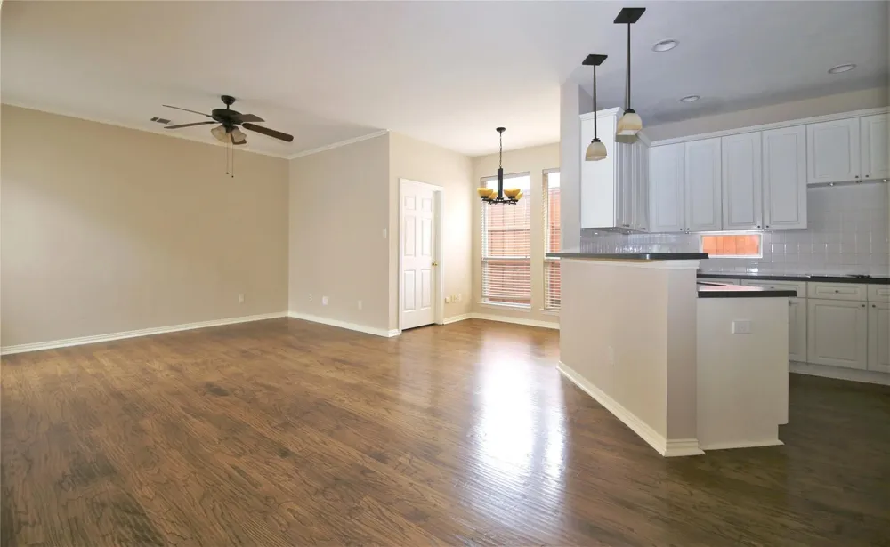 4124 Briarbend Road Dallas, TX 75287