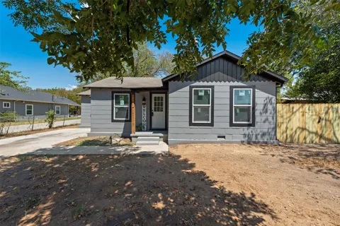 5304 Notre Dame Avenue