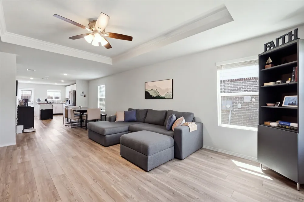 16028 Crews Avenue Haslet, TX 76052
